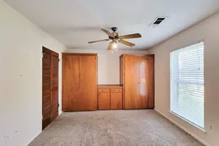 1610 Maryon St, Baytown, TX 77523 - Photo 7