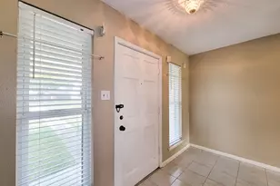 1610 Maryon St, Baytown, TX 77523 - Photo 5