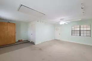 1610 Maryon St, Baytown, TX 77523 - Photo 35