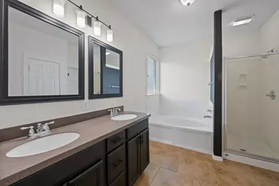 2909 Castleton Bay Lane, Pearland, TX 77584 - Photo 19
