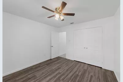 1002 Shell Avenue, Cleveland, TX 77327 - Photo 5