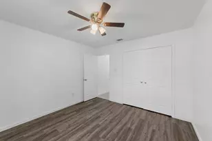 1002 Shell Ave, Cleveland, TX 77327 - Photo 5