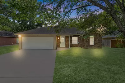 1002 Shell Avenue, Cleveland, TX 77327 - Photo 1
