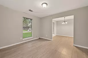 12811 Roandale Dr, Houston, TX 77048 - Photo 7