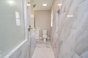 8518 Braesview Ln, Houston, TX 77071 - Photo 27