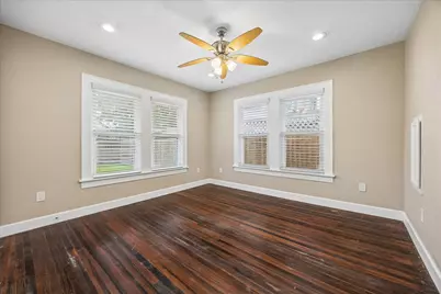12 Greenwood Street #B, Houston, TX 77011 - Photo 11