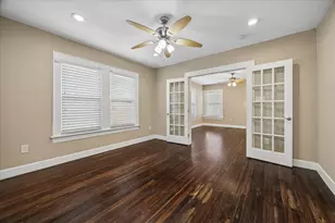 12 Greenwood St, Houston, TX 77011 - Photo 5