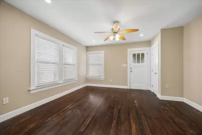 12 Greenwood Street #B, Houston, TX 77011 - Photo 3