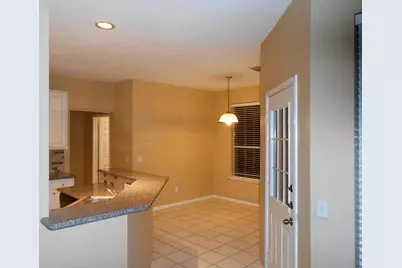 6 Windfern Place, The Woodlands, TX 77382 - Photo 9