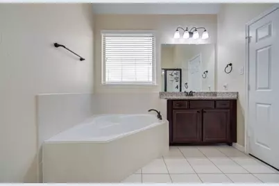 15607 Whispering Green Drive, Cypress, TX 77429 - Photo 17