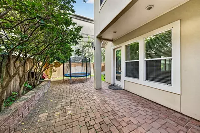2816 McCulloch Circle, Houston, TX 77056 - Photo 35