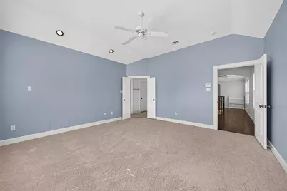 2816 McCulloch Circle, Houston, TX 77056 - Photo 19