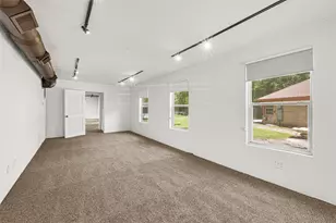 705 Holly Springs Ct, Conroe, TX 77302 - Photo 21