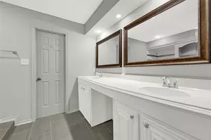 705 Holly Springs Ct, Conroe, TX 77302 - Photo 31