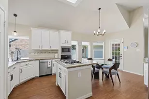 30026 Nanton Dr, Spring, TX 77386 - Photo 19