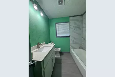 5846 Westover Street, Houston, TX 77033 - Photo 7