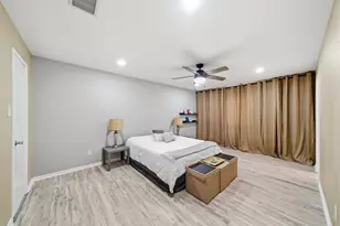 6927 Leandra Dr, Houston, TX 77083 - Photo 17