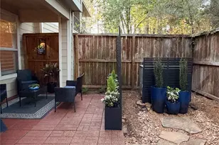 158 N Magnolia Pond Pl, The Woodlands, TX 77381 - Photo 33