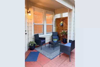 158 N Magnolia Pond Place #158E, The Woodlands, TX 77381 - Photo 31