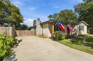 227 Glencroft Ct, Huffman, TX 77336 - Photo 3