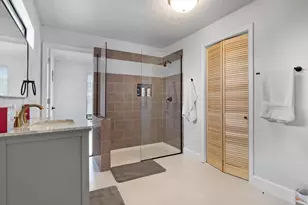 110 Lakeview Shores Dr, Coldspring, TX 77331 - Photo 11