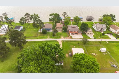 110 Lakeview Shores Drive, Coldspring, TX 77331 - Photo 1