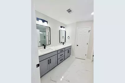 9714 Rich Mountain Court, Humble, TX 77396 - Photo 27