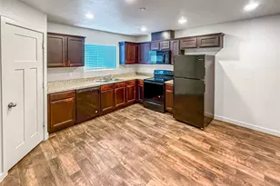 10535 Mills Rd, Houston, TX 77070 - Photo 5