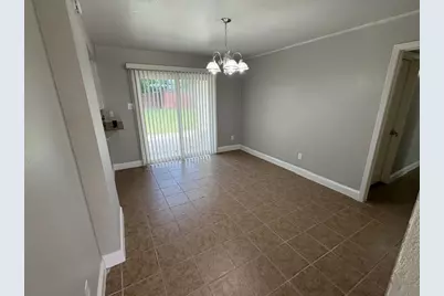 12127 Rhinebeck Drive, Houston, TX 77089 - Photo 11