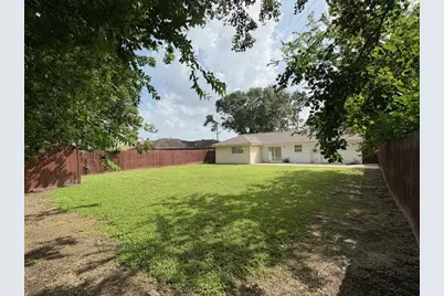 12127 Rhinebeck Drive, Houston, TX 77089 - Photo 5