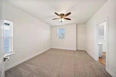 408 W Marlin St, Willis, TX 77378 - Photo 13