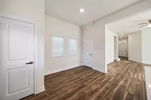 408 W Marlin St, Willis, TX 77378 - Photo 9