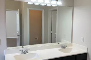 1238 S Maple Dr, Katy, TX 77493 - Photo 5