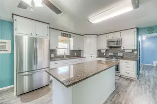 178 Inwood Dr, Livingston, TX 77351 - Photo 9