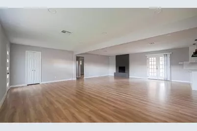 4800 Country Club View, Baytown, TX 77521 - Photo 9