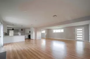 4800 Country Club View, Baytown, TX 77521 - Photo 7