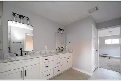 4800 Country Club View, Baytown, TX 77521 - Photo 31