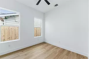 7109 Conley St, Houston, TX 77021 - Photo 13