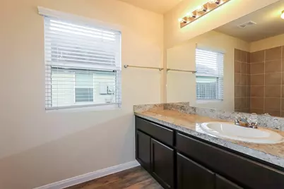 6007 Fading Night Drive, Houston, TX 77048 - Photo 11