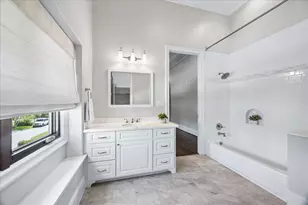 2706 Westgrove Ln, Houston, TX 77027 - Photo 31