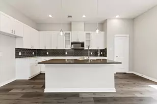 802 Berry Sage Ln, Houston, TX 77022 - Photo 7