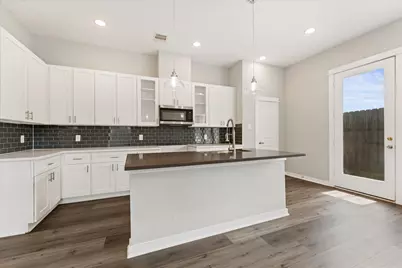 802 Berry Sage Lane, Houston, TX 77022 - Photo 9