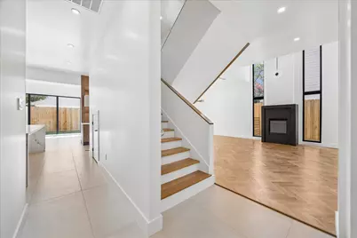 2218 Gostick Street, Houston, TX 77008 - Photo 3