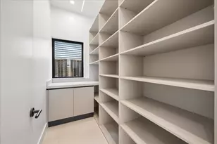 2218 Gostick St, Houston, TX 77008 - Photo 39