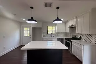 241 Norview Dr, Houston, TX 77022 - Photo 5