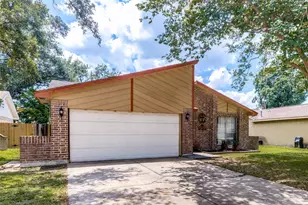 10930 Maple Rock Dr, Humble, TX 77396 - Photo 23