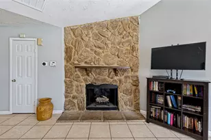 10930 Maple Rock Dr, Humble, TX 77396 - Photo 7