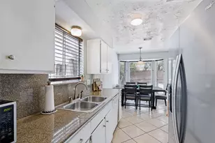 10930 Maple Rock Dr, Humble, TX 77396 - Photo 9