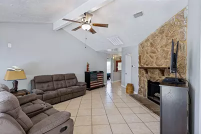 10930 Maple Rock Drive, Humble, TX 77396 - Photo 5
