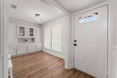 9231 Rockcliff Drive, Houston, TX 77037 - Photo 5